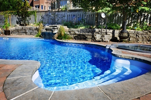is-fiberglass-or-concrete-more-cost-effective-for-your-pool?