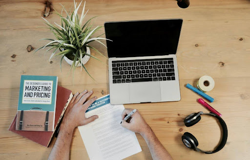 how-small-businesses-can-compete-online-with-the-right-digital-partner